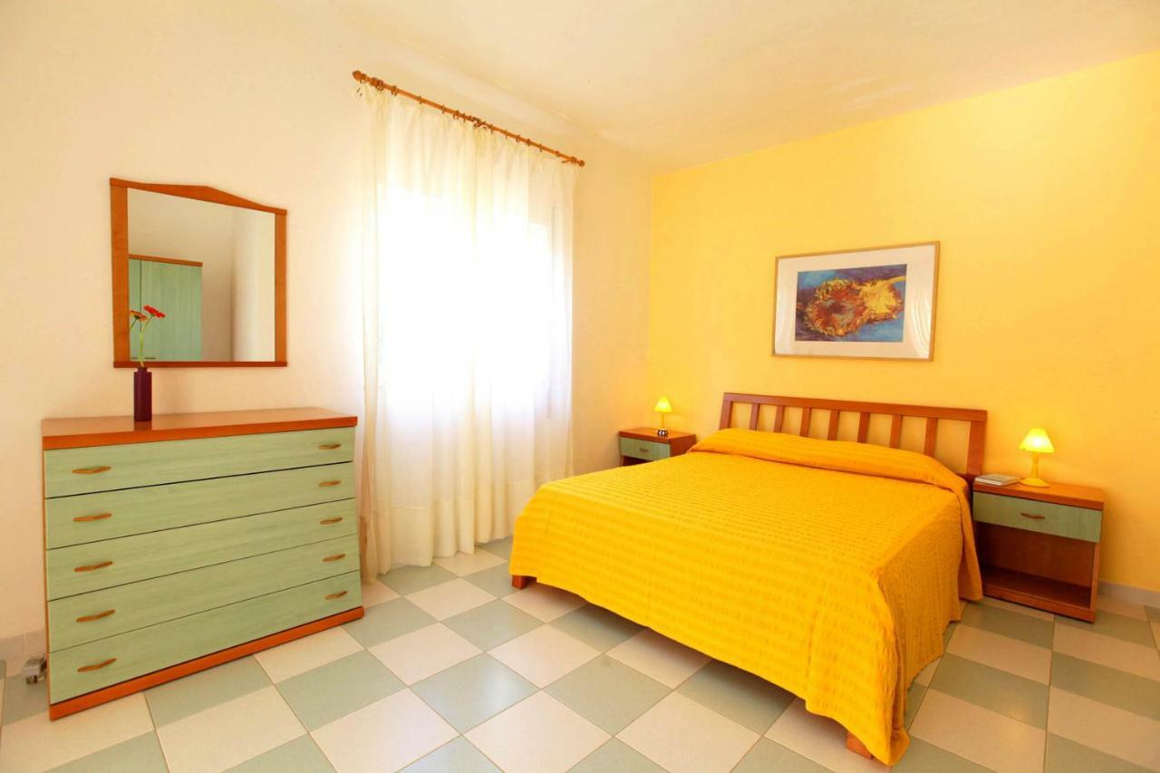 Residence Del Mare Casesicule Santa Maria Del Focallo Buitenkant foto