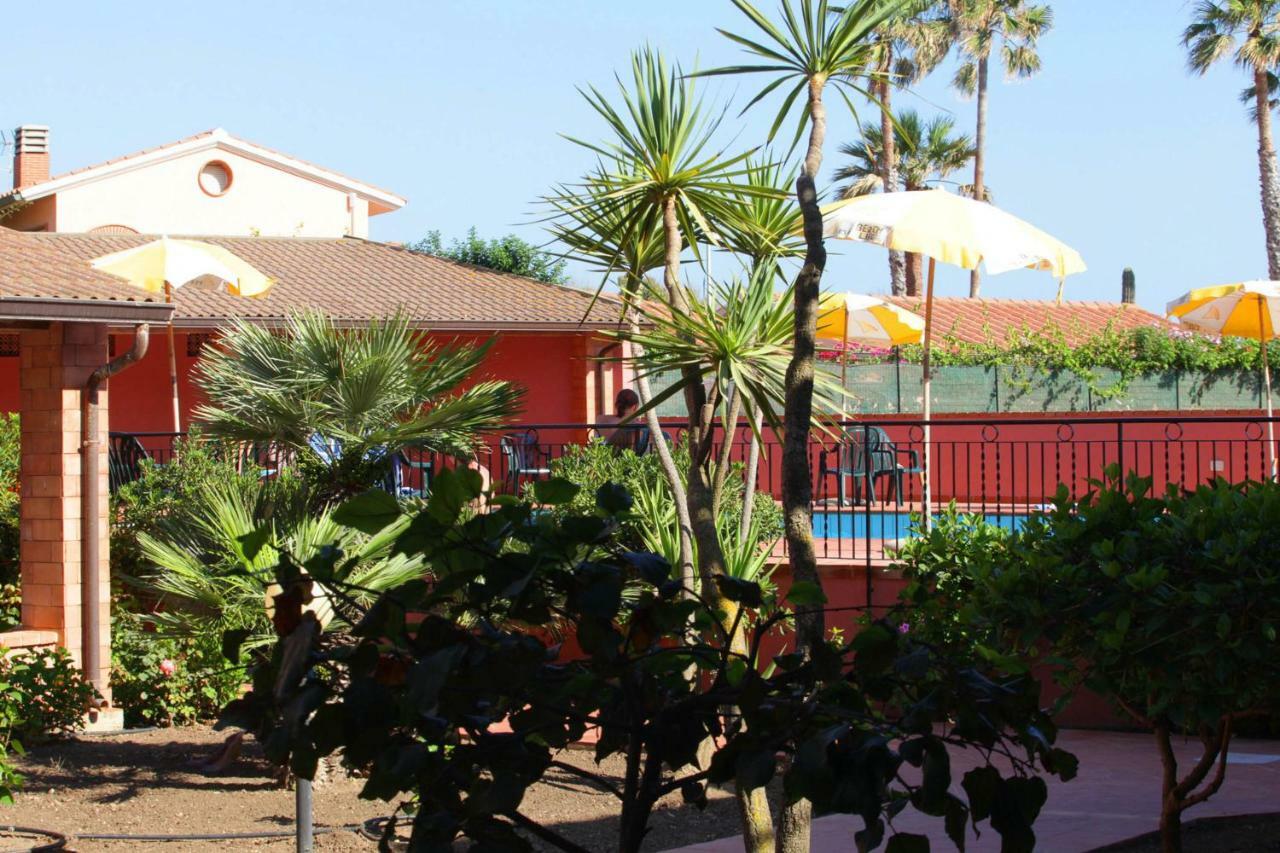 Residence Del Mare Casesicule Santa Maria Del Focallo Buitenkant foto